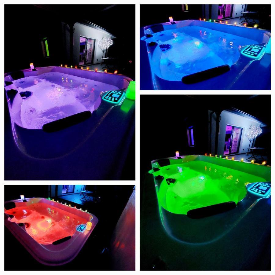 Un Sejour Romantique En Couple Avec Jacuzzi Prive Chromotherapie Jardin Maison Privee Ychoux Εξωτερικό φωτογραφία